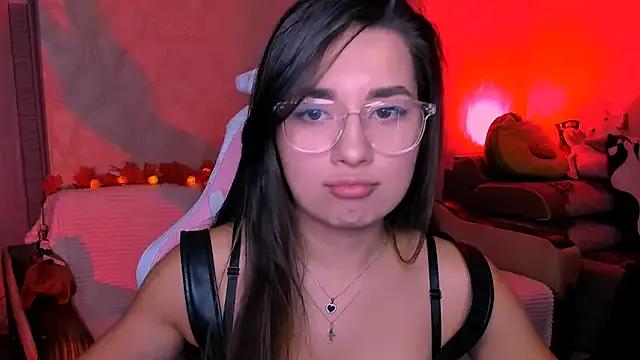 Swee_Alicee from StripChat is Freechat