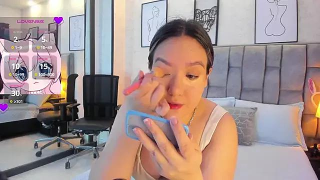 Check out our webcam shows gallery and message on a personal level with our sweet squirt cams hosts, showing off their natural physiques and sex toys.