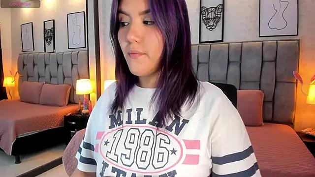 Check out our webcam shows gallery and message on a personal level with our sweet squirt cams hosts, showing off their natural physiques and sex toys.