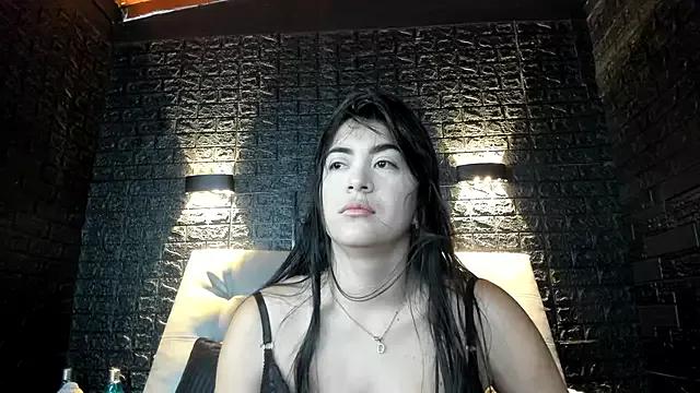 Sweet-Monica from StripChat is Freechat