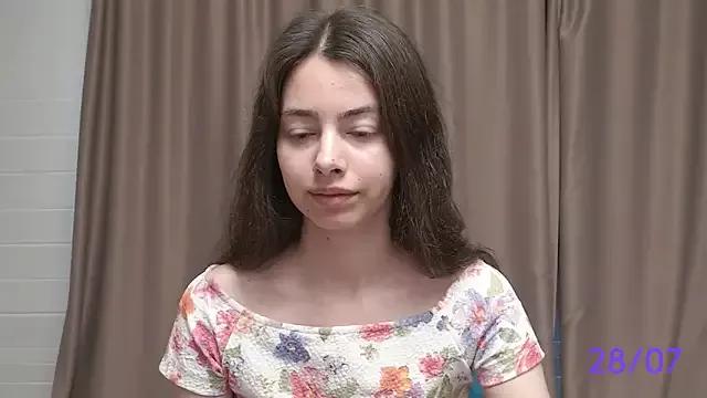 sweet_sweet_angel from StripChat is Freechat