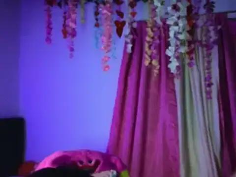 Sweet_xuee18 from StripChat