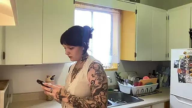 SweetMaisie from StripChat is Freechat