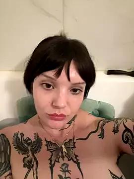 SweetMaisie from StripChat is Freechat