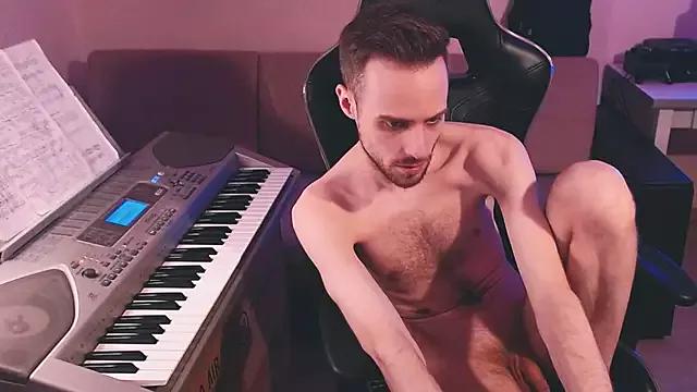 Sweetparker from StripChat is Freechat