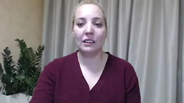 sweetpussy from StripChat is Freechat