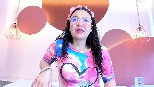 SweetStarr_ from StripChat is Freechat