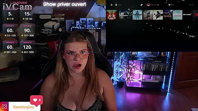 Check out our webcam shows gallery and message on a personal level with our sweet squirt cams hosts, showing off their natural physiques and sex toys.