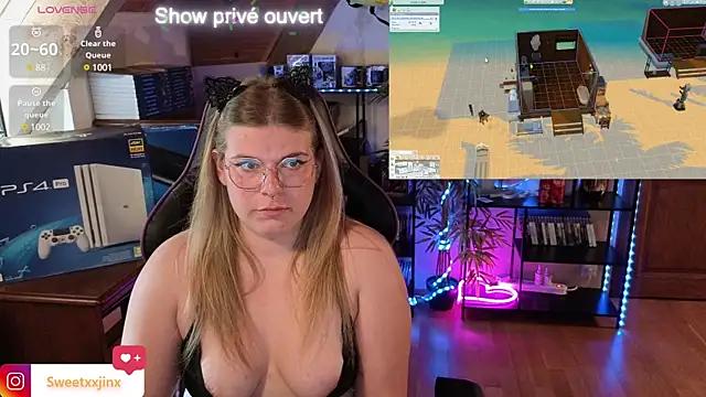 Check out our webcam shows gallery and message on a personal level with our sweet squirt cams hosts, showing off their natural physiques and sex toys.
