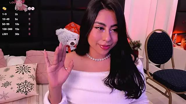 TamaraLeen from StripChat is Freechat