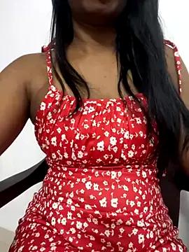 tamil_Aarathi from StripChat is Freechat