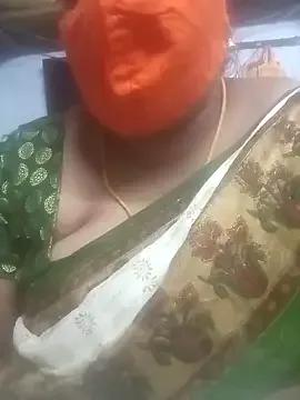 TAMIL_ELAKKIYA from StripChat is Freechat