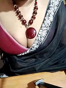 Tamil_Radha from StripChat is Freechat