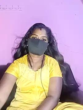 tamilammukuttyy from StripChat is Freechat