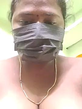 Tamilreethu from StripChat is Freechat