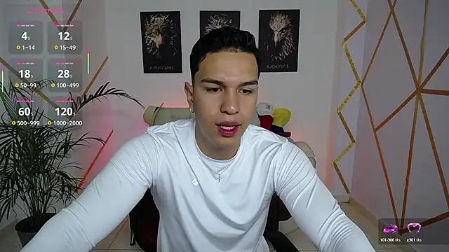 Taylor_John from StripChat is Freechat