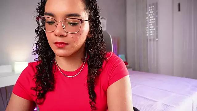 Taylor_Tina from StripChat is Freechat