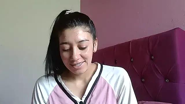 TaylorLove- from StripChat is Freechat