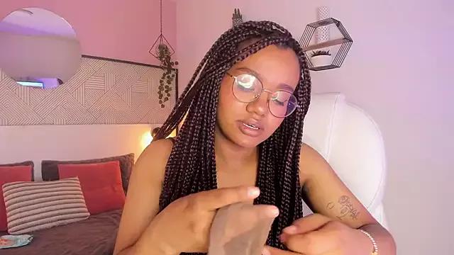 Terry_ebony from StripChat is Freechat