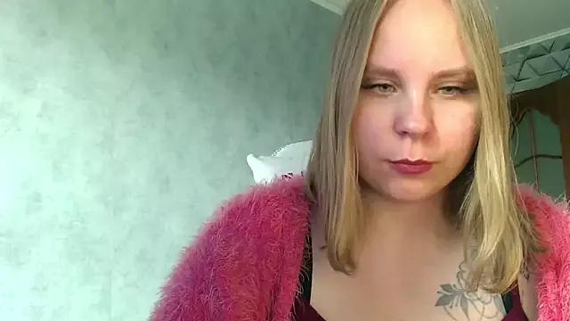 Thalia__Star from StripChat is Freechat