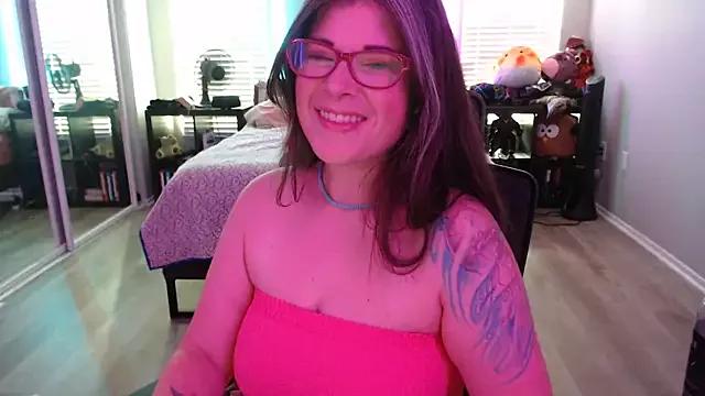TheLenaAdams from StripChat is Freechat