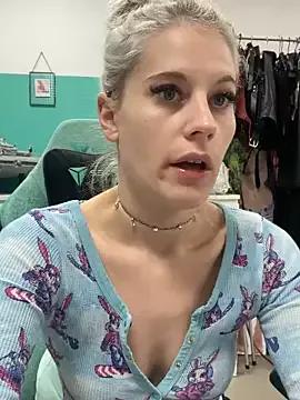 TheRealJessyLey from StripChat is Freechat