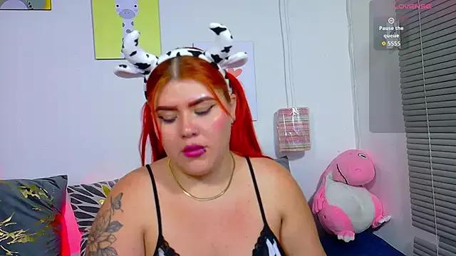 thewoman_subservient from StripChat is Freechat