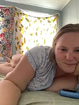 thicbustybarbiee from StripChat is Freechat