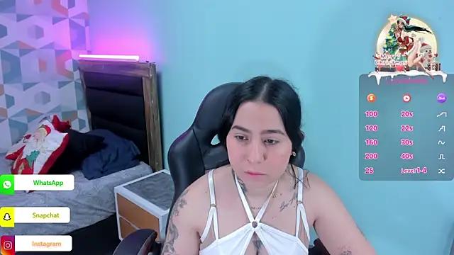 Check out our webcam shows gallery and message on a personal level with our sweet squirt cams hosts, showing off their natural physiques and sex toys.