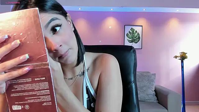 Check out our webcam shows gallery and message on a personal level with our sweet squirt cams hosts, showing off their natural physiques and sex toys.