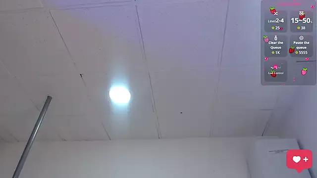 Tiffanygh_ from StripChat is Freechat
