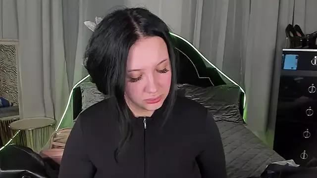 UR_MADDY from StripChat is Freechat