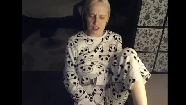 Ur_SweetLuckyGirl777 from StripChat is Freechat