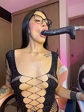 ValentinaBianchi from StripChat is Freechat