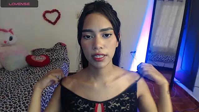 Check out our webcam shows gallery and message on a personal level with our sweet squirt cams hosts, showing off their natural physiques and sex toys.