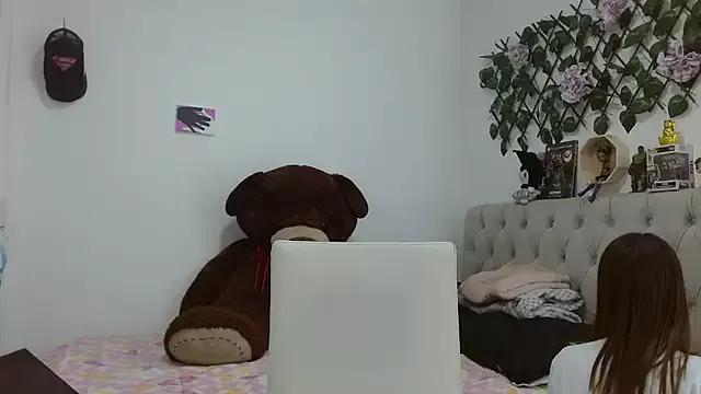 VALERY_ARANCH from StripChat is Freechat