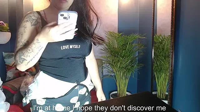 Check out our webcam shows gallery and message on a personal level with our sweet squirt cams hosts, showing off their natural physiques and sex toys.