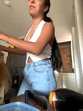 Check out our webcam shows gallery and message on a personal level with our sweet squirt cams hosts, showing off their natural physiques and sex toys.