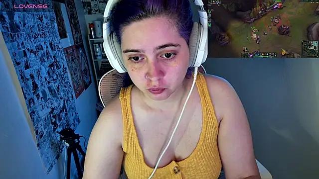 Check out our webcam shows gallery and message on a personal level with our sweet squirt cams hosts, showing off their natural physiques and sex toys.