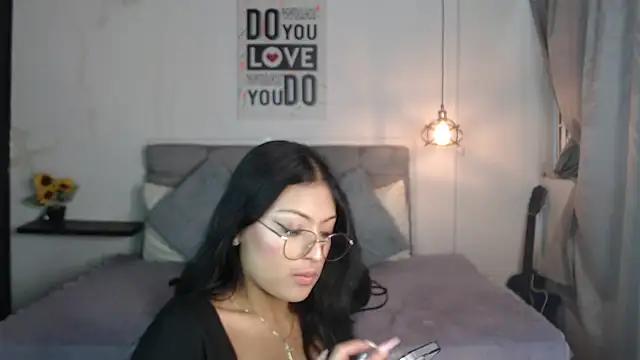 Check out our webcam shows gallery and message on a personal level with our sweet squirt cams hosts, showing off their natural physiques and sex toys.