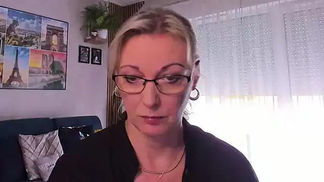 vanessa_chat from StripChat is Freechat