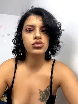 VanessaMille from StripChat is Freechat