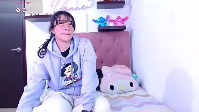 Vannessa__Shy from StripChat is Freechat