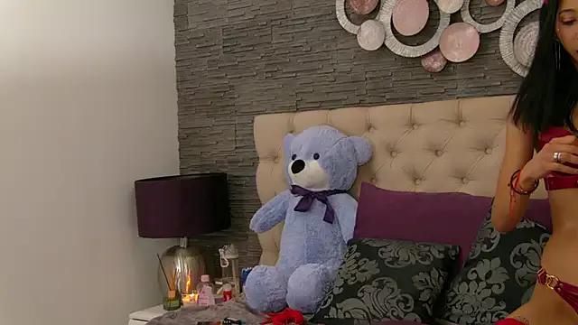 Check out our webcam shows gallery and message on a personal level with our sweet squirt cams hosts, showing off their natural physiques and sex toys.