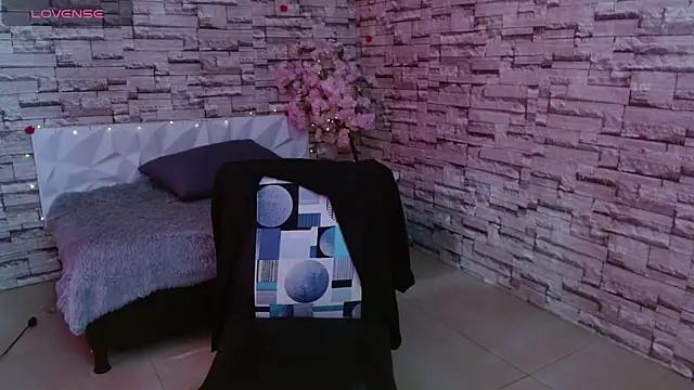 Check out our webcam shows gallery and message on a personal level with our sweet squirt cams hosts, showing off their natural physiques and sex toys.