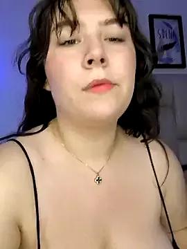 velvet_rosee from StripChat is Freechat