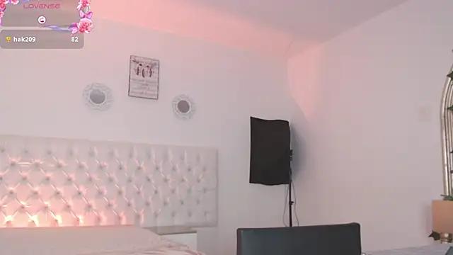 Check out our webcam shows gallery and message on a personal level with our sweet squirt cams hosts, showing off their natural physiques and sex toys.