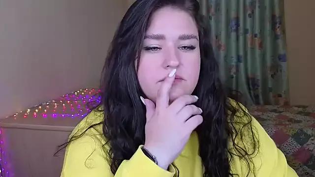 Vicky_Violet from StripChat is Freechat