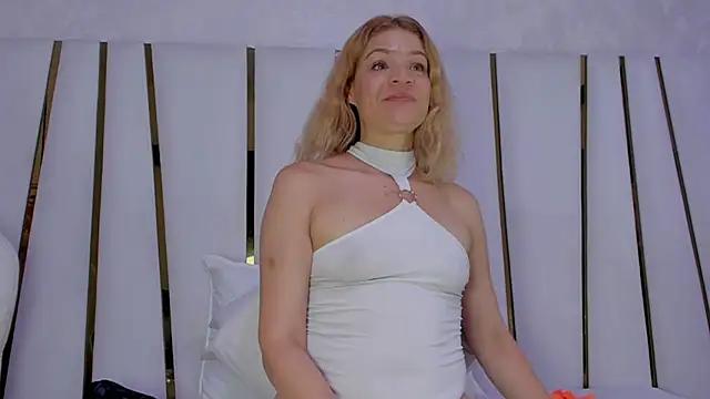 Check out our webcam shows gallery and message on a personal level with our sweet squirt cams hosts, showing off their natural physiques and sex toys.