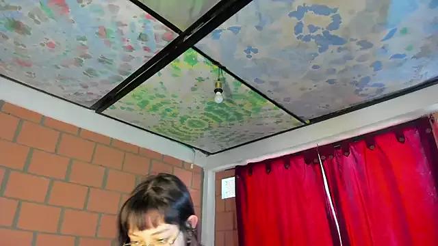 VioletaaLee_ from StripChat is Freechat